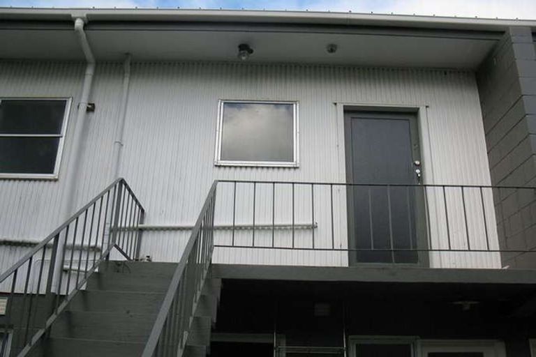 Photo of property in 7/16 Rutland Road, Stanley Point, Auckland, 0624