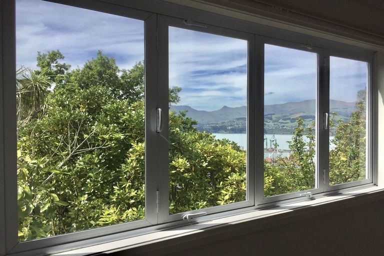 Photo of property in 2 Selwyn Lane, Lyttelton, 8082