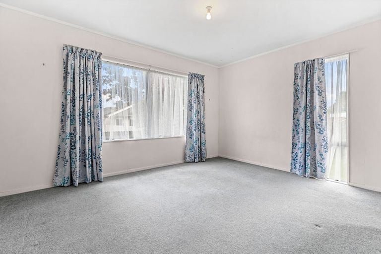 Photo of property in 7 Gala Place, Henderson, Auckland, 0612