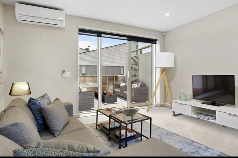 Photo of property in 12/31 Princess Terrace, Newtown, Wellington, 6021