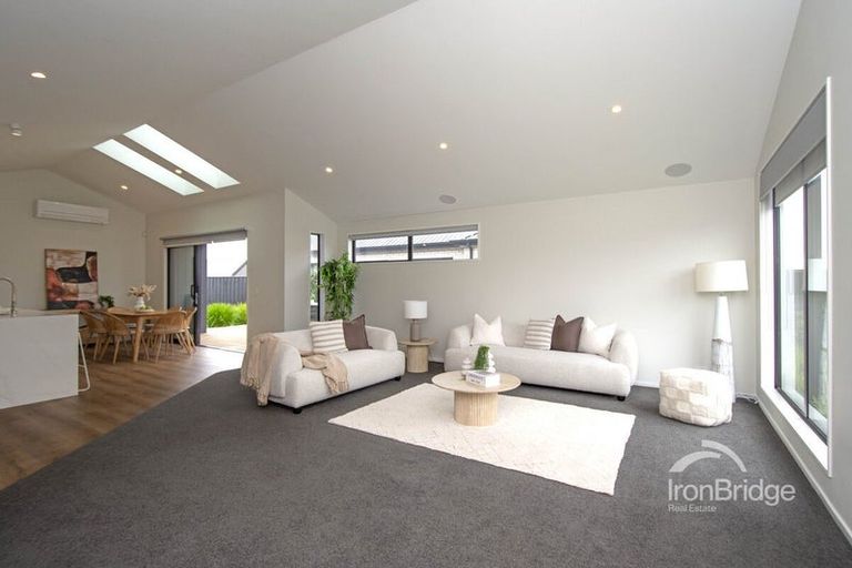 Photo of property in 32 Mills Road, Marshland, Christchurch, 8051
