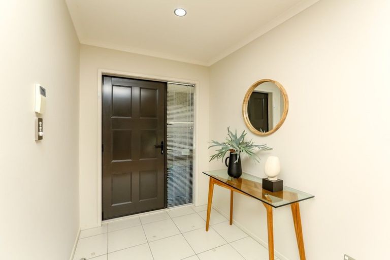 Photo of property in 55 Ainslee Street, Highlands Park, New Plymouth, 4312