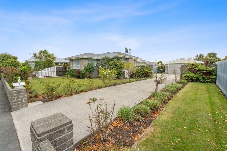Photo of property in 51 West-watson Avenue, Hillmorton, Christchurch, 8025