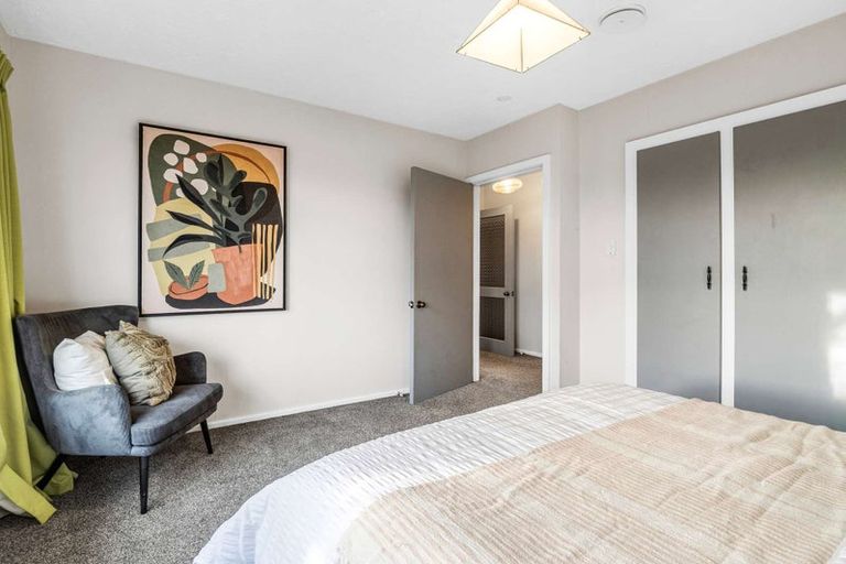 Photo of property in 17 Masham Road, Broomfield, Christchurch, 8042