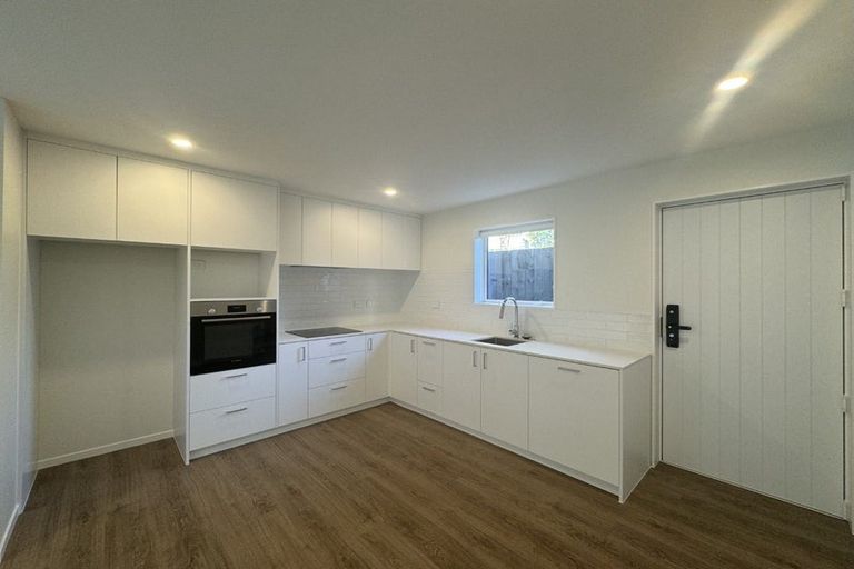 Photo of property in 3/5 Preston Avenue, Henderson, Auckland, 0610