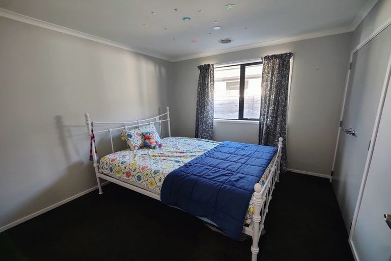 Photo of property in 9 Tide Lane, Whitby, Porirua, 5024