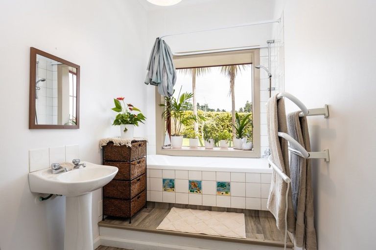 Photo of property in 497 Plymouth Road, Koru, New Plymouth, 4374