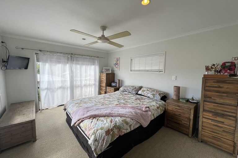 Photo of property in 57 Blake Street, Waitara, 4320
