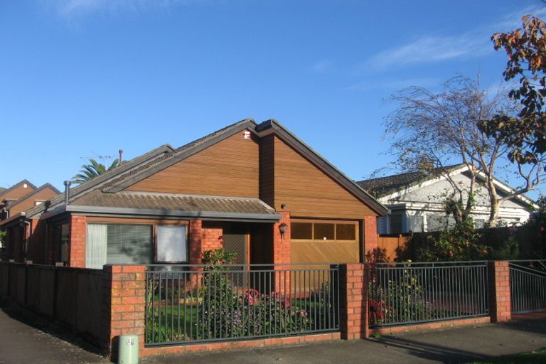 Photo of property in 1/88 Hautana Street, Woburn, Lower Hutt, 5010