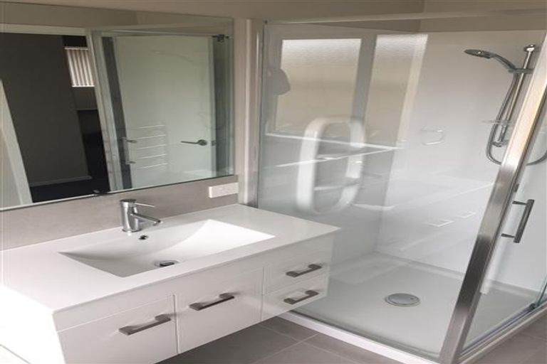 Photo of property in 22 Huka Heights Drive, Rangatira Park, Taupo, 3330