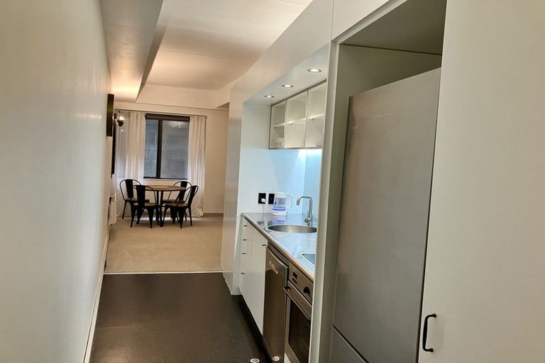 Photo of property in Gerondis Bldg Apartments, 209/60 Willis Street, Wellington Central, Wellington, 6011