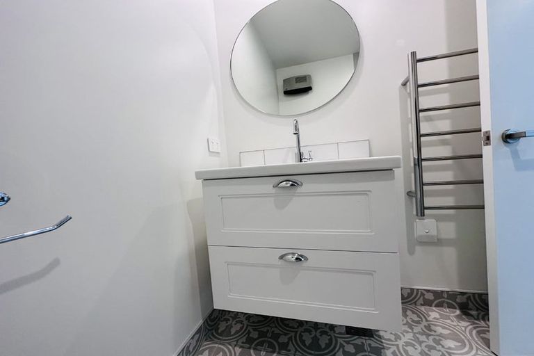 Photo of property in 6/42 Woodville Street, Edgeware, Christchurch, 8013