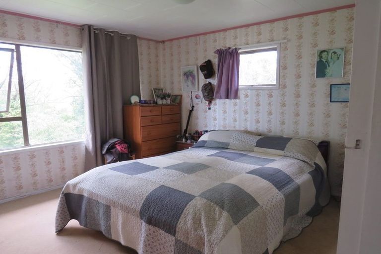 Photo of property in 244 Tinopai Road, Matakohe, 0593