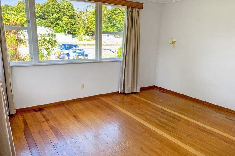 Photo of property in 8 Ohorere Street, Owhango, 3990