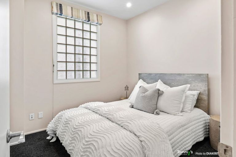 Photo of property in Hb Apartments, 2/3 Holland Street, Te Aro, Wellington, 6011