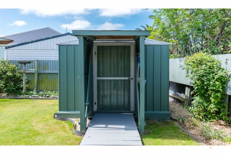 Photo of property in 38 Maude Street, Waimate, 7924