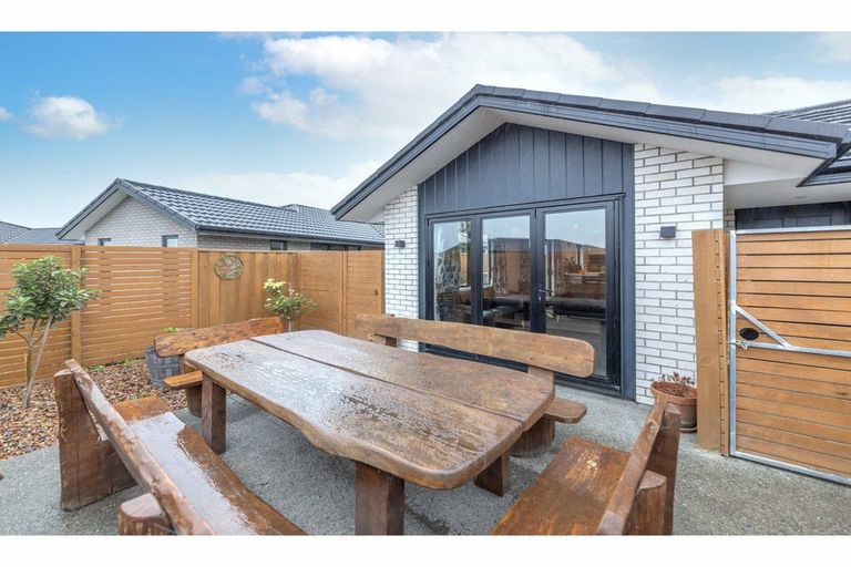 Photo of property in 52 Wigmore Crescent, Rolleston, 7615