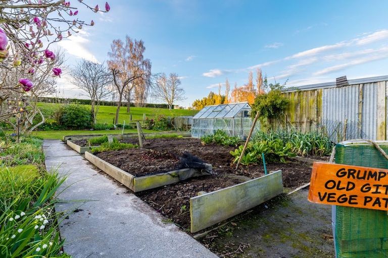 Photo of property in 263 Molloys Road, Waimate, 7980