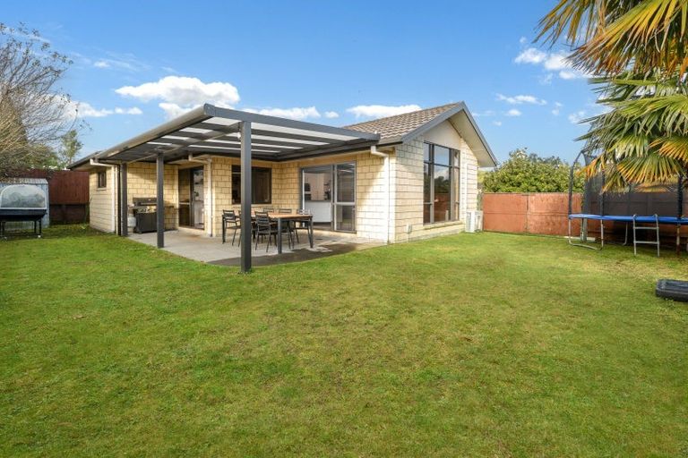 Photo of property in 18 Rosella Drive, Welcome Bay, Tauranga, 3112