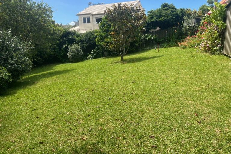Photo of property in 15 Pinewood Grove, Botany Downs, Auckland, 2010