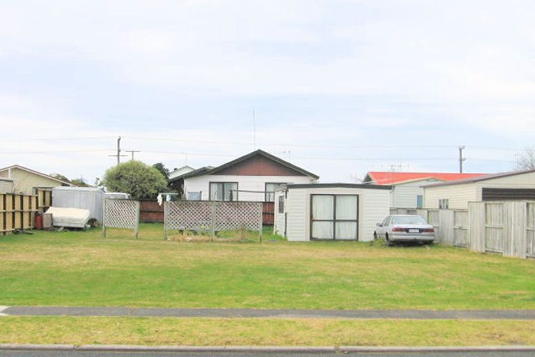 Photo of property in 110 Hampton Road, Whangamata, 3620