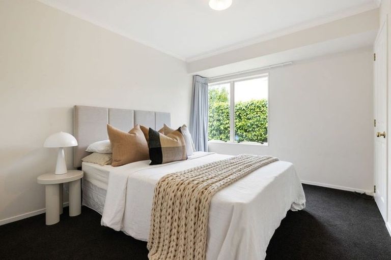 Photo of property in 2 Maahutaupeke Place, St Andrews, Hamilton, 3200