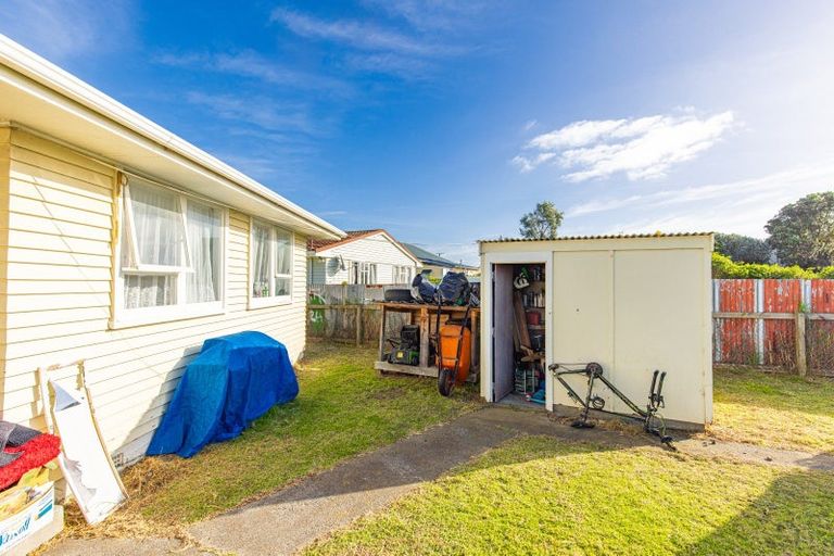 Photo of property in 170 Puriri Street, Castlecliff, Whanganui, 4501