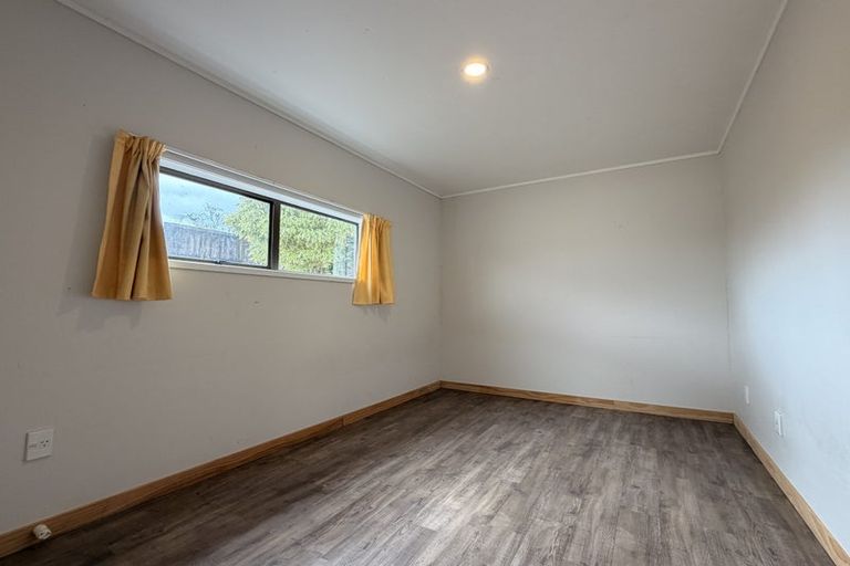 Photo of property in 2 Fallow Street, Browns Bay, Auckland, 0630
