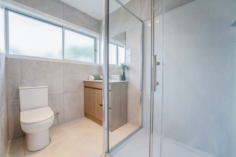 Photo of property in 21 Idlewild Avenue, Mangere, Auckland, 2022