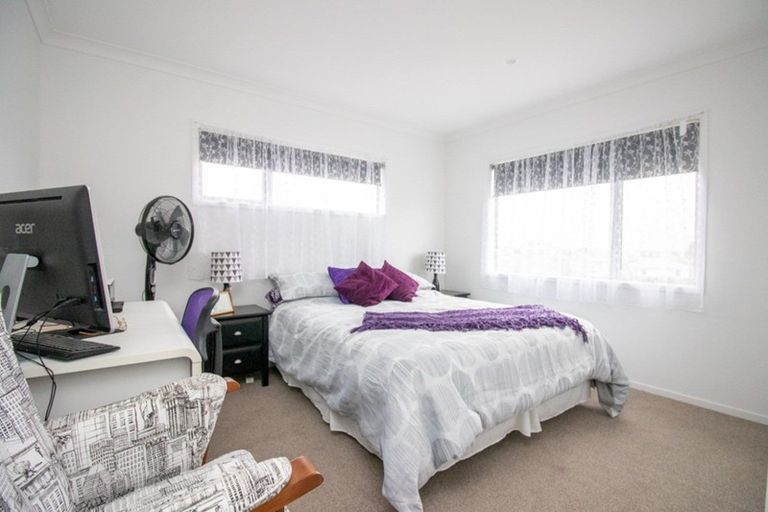 Photo of property in 16 Ohinemuri Place, Paeroa, 3600