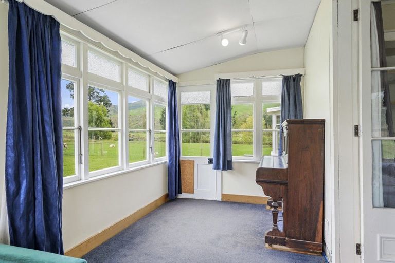 Photo of property in 214 Waianiwaniwa Road, Sheffield, Darfield, 7571