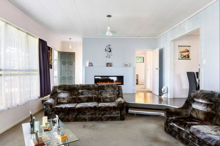 Photo of property in 15 Haldane Street, Elgin, Gisborne, 4010