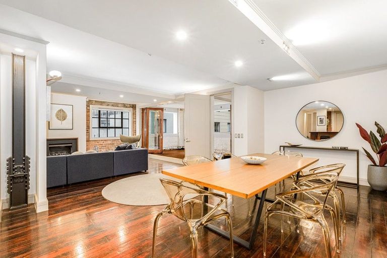 Photo of property in 11/20 Egmont Street, Te Aro, Wellington, 6011