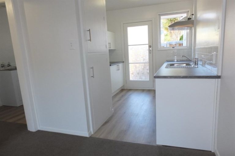 Photo of property in 2/93 Springfield Road, St Albans, Christchurch, 8014