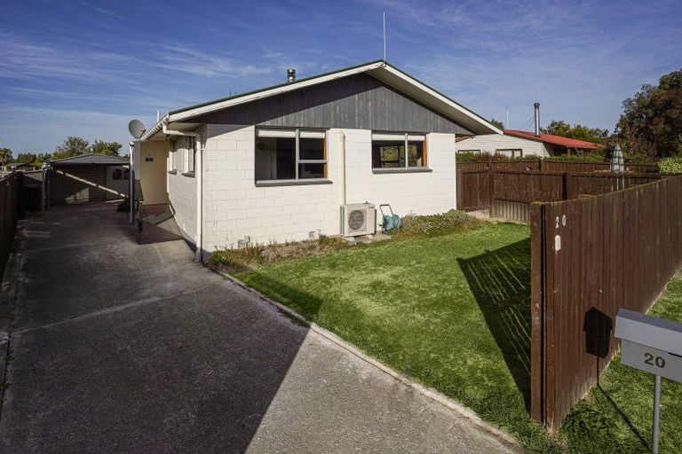 Photo of property in 20 Amberley Beach Road, Amberley, 7410