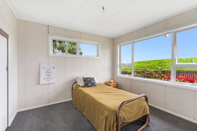 Photo of property in 319 Opourapa Road, Rahotu, Opunake, 4685