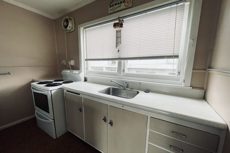 Photo of property in 12 Wellington Street, Hamilton East, Hamilton, 3216