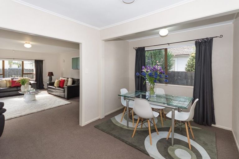 Photo of property in 62 Settlement Road, Papakura, 2110