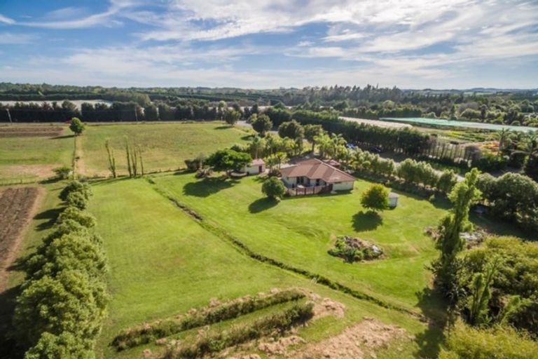 Photo of property in 10 Mccaughan Road, Kerikeri, 0294