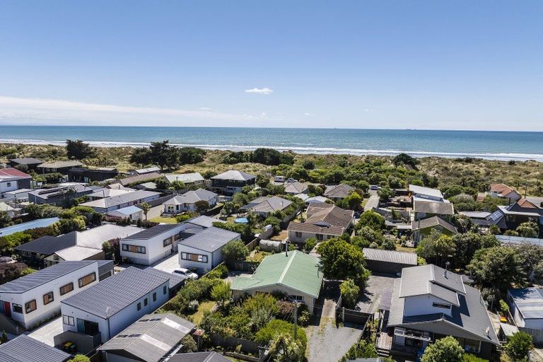 Photo of property in 385 Pine Avenue, South New Brighton, Christchurch, 8062