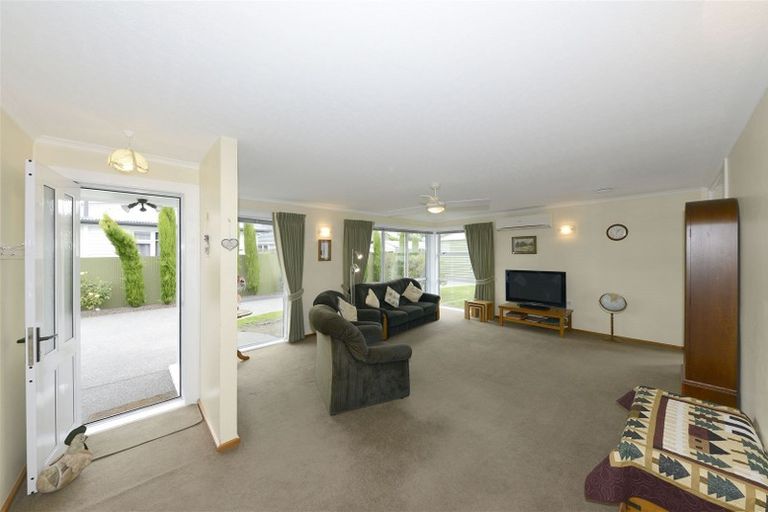 Photo of property in 406 Wairakei Road, Burnside, Christchurch, 8053