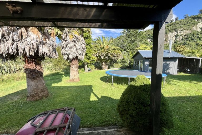 Photo of property in 21 Glasseye Drive, Little Wanganui, Karamea, 7893