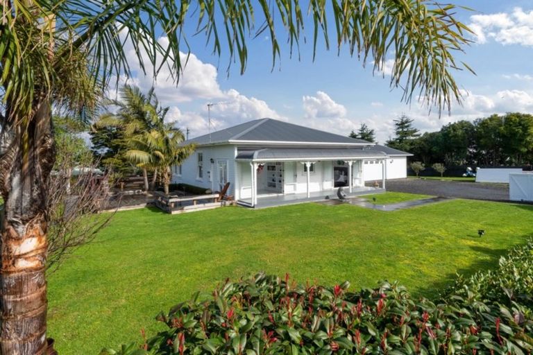 Photo of property in 100 Pukekohe East Road, Pukekohe, 2677