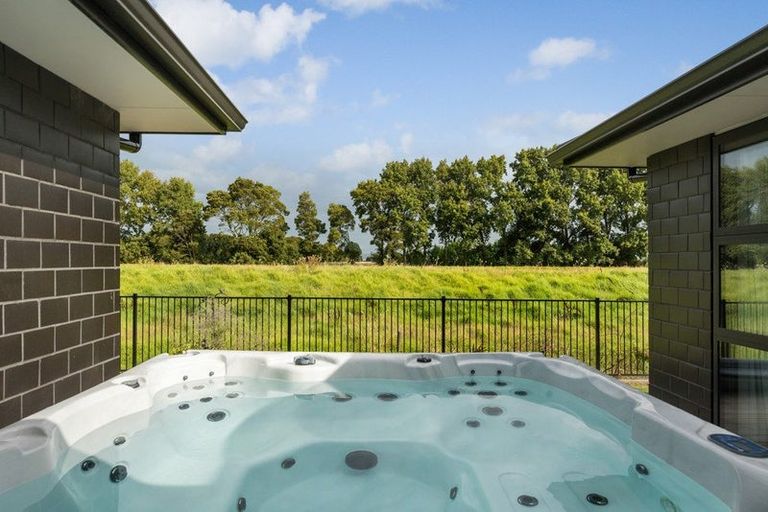 Photo of property in 8 Waimarie Way, Thames, 3500