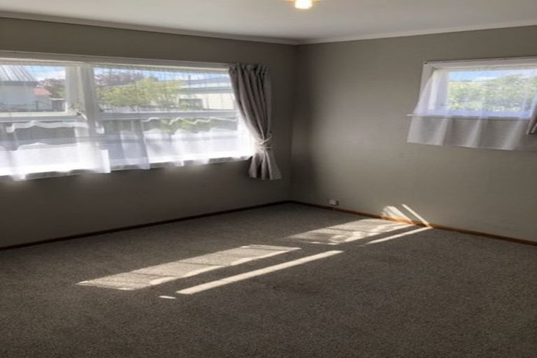 Photo of property in 37 Carrington Avenue, Hillcrest, Hamilton, 3216