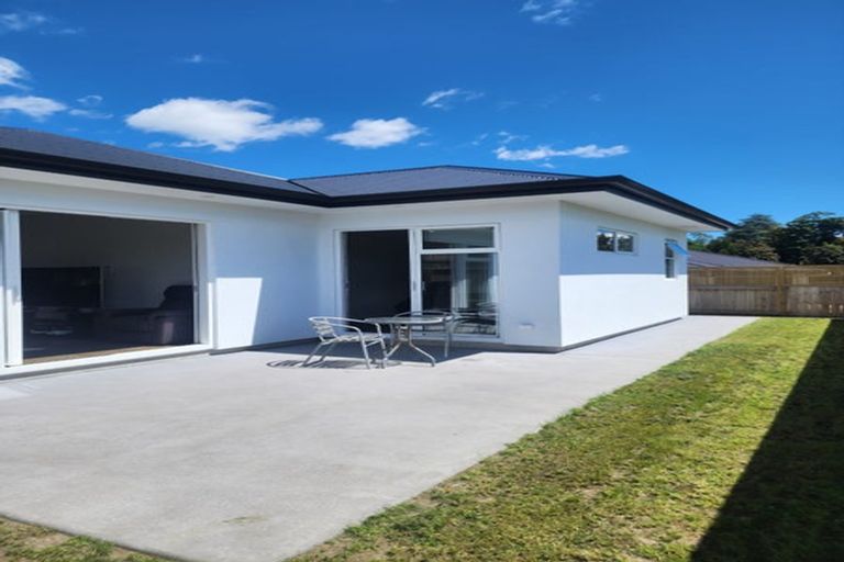 Photo of property in 45c Western Avenue, Omokoroa, 3114