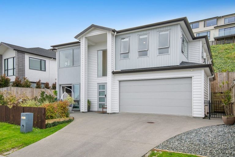 Photo of property in 140 Arran Point Parade, Orewa, 0931