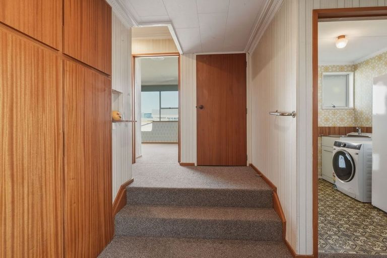 Photo of property in 16 Burraness Street, Palmerston, 9430