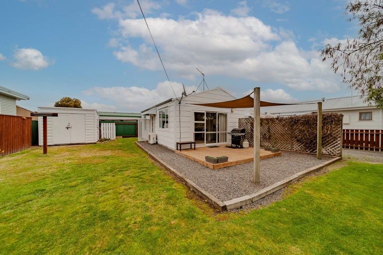 Photo of property in 13 Carruthers Street, Otane, 4202