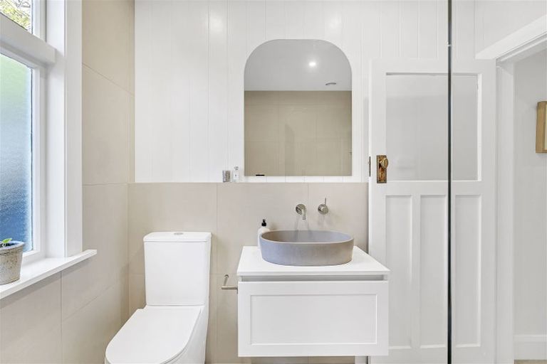 Photo of property in 49 Hartley Avenue, Strowan, Christchurch, 8052